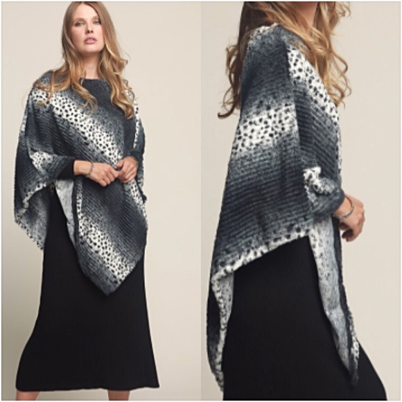 ONE SIZE Luxurious Soft Faux Fur Sweater Poncho - Picture 3 of 8
